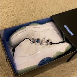 AIR JORDAN 11 (2014) Columbia blue SIZE 11 MEN